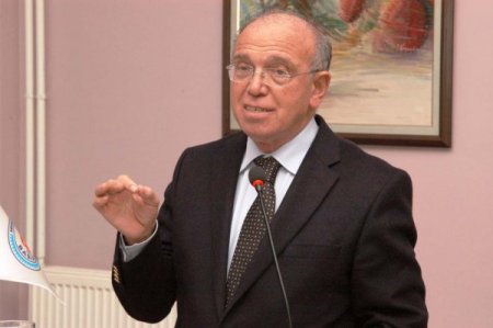 Denizli'de Jeotermal Sera Alanı 6 Bin Dekara Çıkarılacak