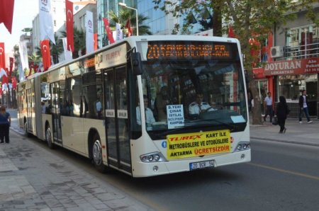 Denizli’de metrobüsler sefere başladı