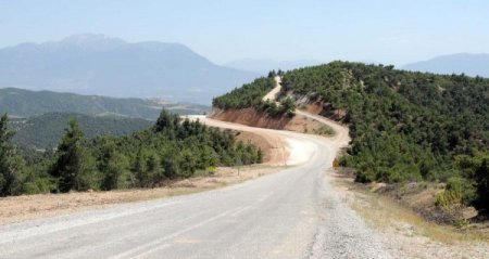 Denizli’de Trafik Kazalarının Sık Olduğu Yollar İyileştirildi