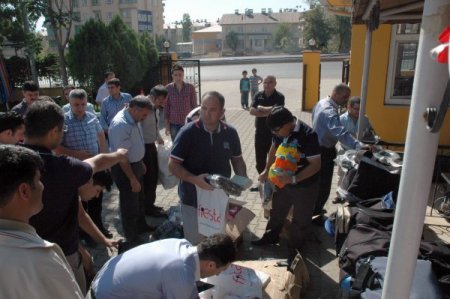 Denizlili gönüllüler Bingöllü kardeşlerine yardım eli uzattı