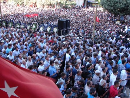 Denizlili şehit er toprağa verildi