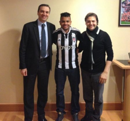 Dentinho Beşiktaş forması giydi