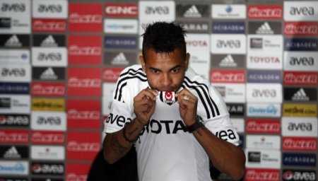 Dentinho: Şampiyonluklar yaşamak istiyorum