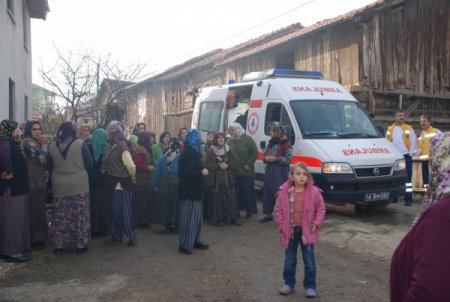 Depo Yangını Güçlükle Söndürüldü