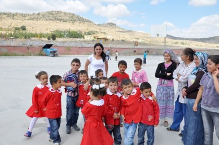 Deponun altında 7 metrelik çukur oluştu