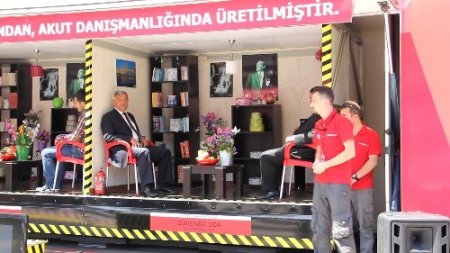 Deprem simülatörü, sarsıntı anını Giresunluları, uygulamalı olarak yaşattı