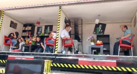 Deprem simülatörü ile vatandaşa uygulamalı eğitim