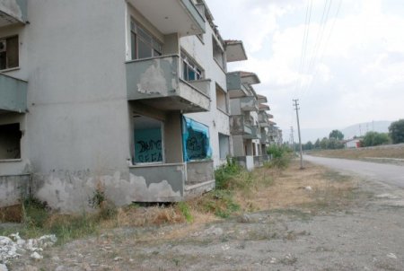 Depremin İzleri Büyük Oranda Silinse De Yaşanan Acılar Unutulmuyor