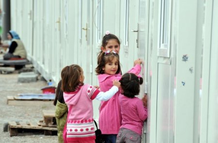 Depremzedeler, Kurban Bayramı'nı yeni evlerinde geçiriyor