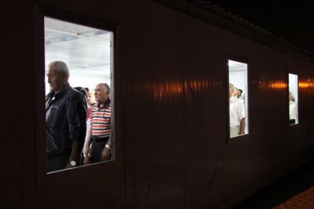 Depremzedeler Konteyner Kentte İlk Teravih Namazını Kıldı