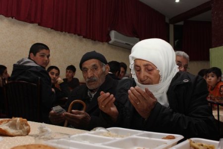 Depremzedelerin Acılarına Ortak Oldular