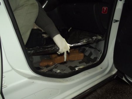 Dereköy'de piyasa değeri 2 milyon 673 bin TL olan 44 kilo eroin ele geçirildi