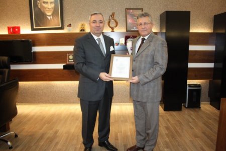 Dericilerden Özel İdare'ye yol ve ağaç teşekkürü