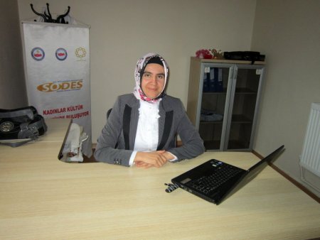 Derik’te kursiyerlere ücretsiz malzeme dağıtıldı