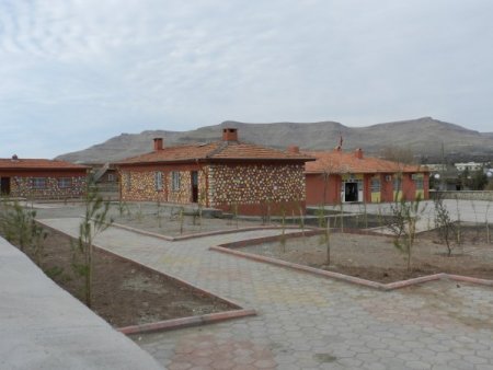 Derik'teki ilköğretim okulu, Japon hibesi ile hayat buldu