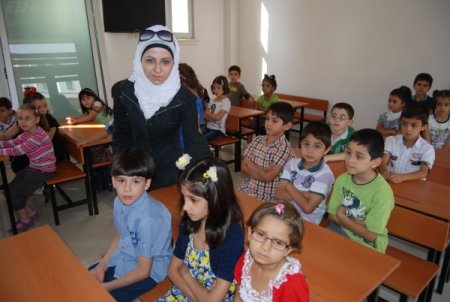 Ders zili bu sefer Suriyeli çocuklar için çaldı