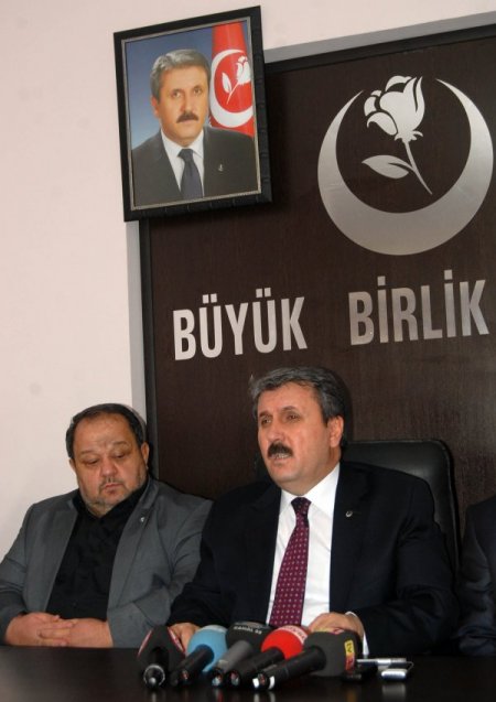 Destici: Dokunulmazlıklar kaldırılmalı, yoksa bunlar silahlanacak