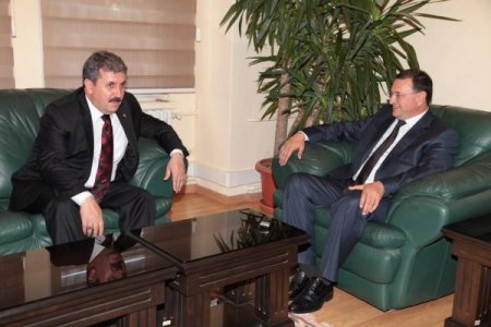 Destici: Hataylılar dışlama yerine kardeşliği ön palana çıkarıyor