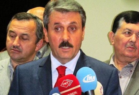 Destici: Patlamalar neden hep Müslüman coğrafyasında oluyor?