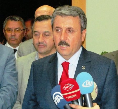 Destici: Patlamalar neden hep Müslüman coğrafyasında oluyor?