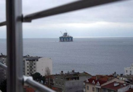 Dev Platformda Montaj Çalışmaları Sürüyor