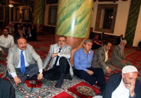 Devlet Bakanı Faruk Özak'ın Babası Hâfız Ali Haydar Özak Yad Edildi