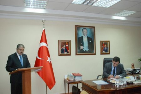 Devlet Bakanı Yılmaz: İktidar Olamayacağını Bilen Chp Bol Keseden Vaatlerde Bulunuyor