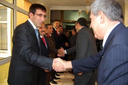 Devlet Bakanı Yılmaz: Terör Örgütünü De Başını Da Muhatap Almıyoruz