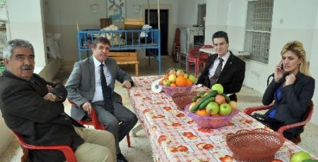 Devlet Hastanesi Başhekimi Arıkan'dan, Yezidi köyü muhtarına ziyaret