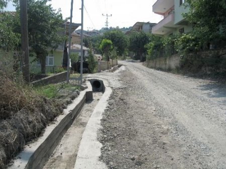 Devlet Millet İşbirliği İle 850 Metrelik Su Kanalı Yaptılar