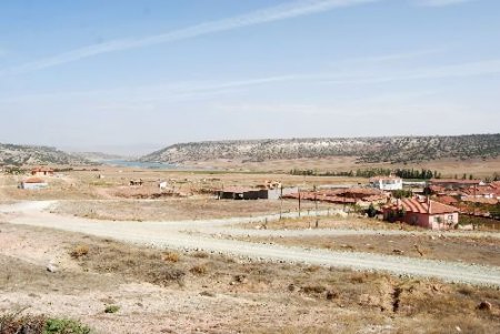 Devletin Köylüye Verdiği Arsalar, Tapu Harcı Karşılığı Zenginlere Dağıtılmış