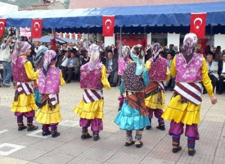 Devrek Baston Festivali başladı