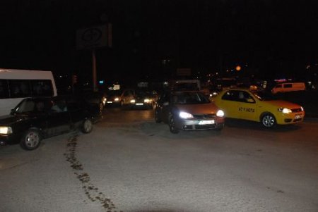 Devrek Yol Ayrımı Tehlike Sinyalleri Veriyor
