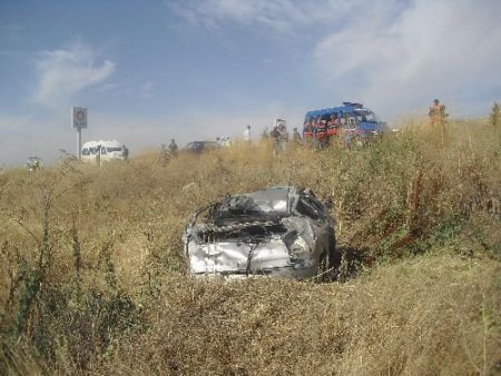 Devrilen Otomobildeki 1 Kişi Öldü