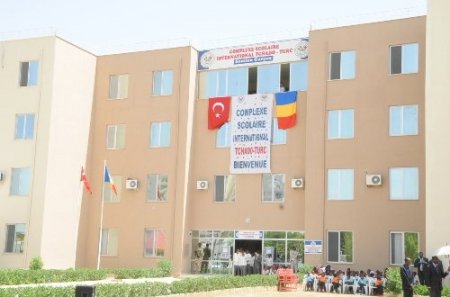 Devrimin eşiğinden dönen Çad’da yeni Türk okulu açıldı