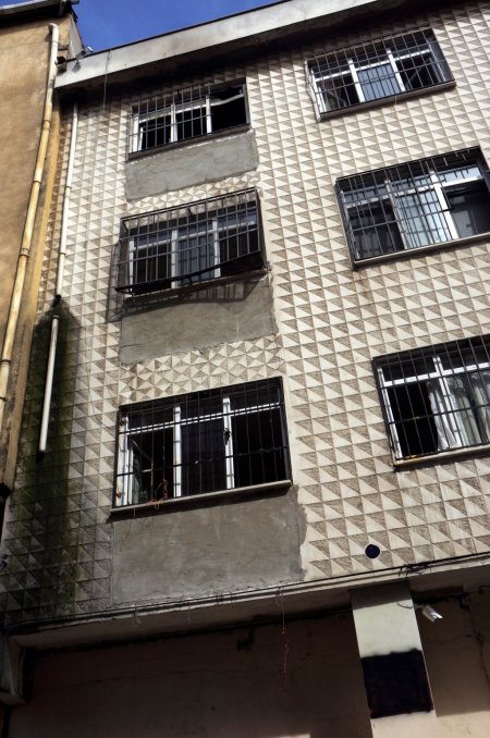 DHKP-C'nin çelik kapılı hücre evi görüntülendi