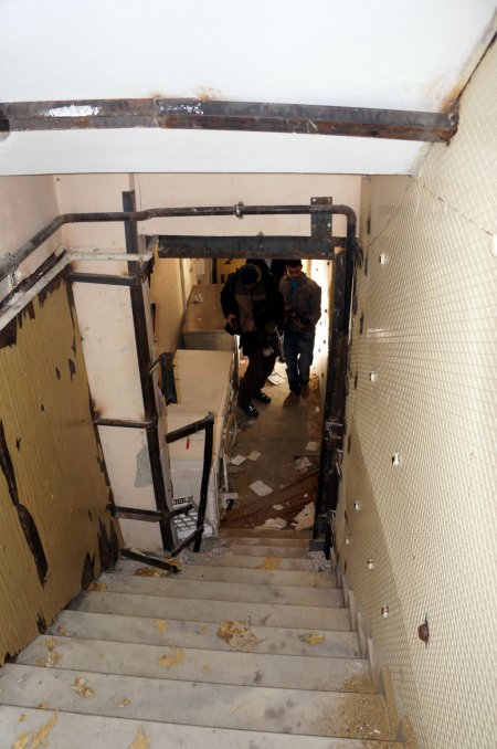 DHKP-C'nin çelik kapılı hücre evi görüntülendi