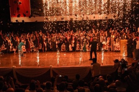 Dicle Üniversitesi öğrencileri mezuniyet coşkusu yaşadı