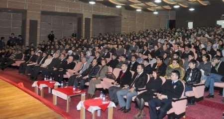 Dicle Üniversitesi'nde Ceza Hukuku Konferansı
