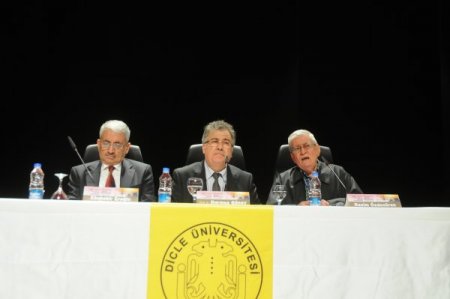 Dicle Üniversitesi'nde Uluslararası Sezai Karakoç Sempozyumu