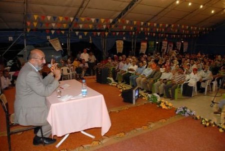 Dilipak, Adıyaman'da Konferans Verdi