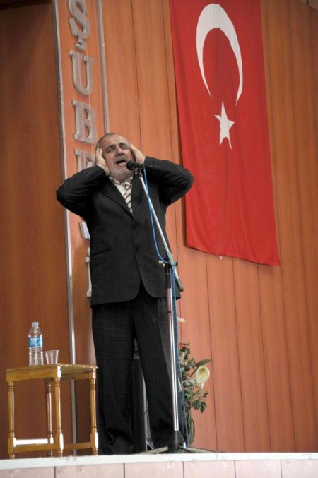 Din Görevlileri, En Güzel Ezanı Okumak İçin Yarıştı