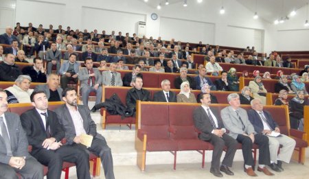 Din görevlilerine güncel dini meseleler konferansı