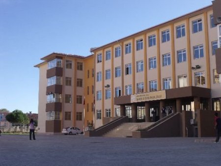Dinar Anadolu Öğretmen Lisesi, Yerleştirmede Yüzde 84 Başarı Elde Etti