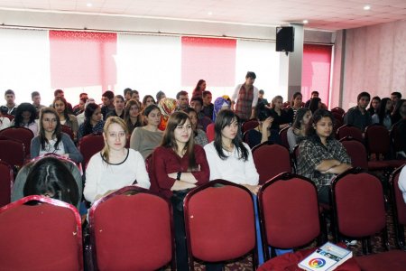 Dinar MYO'da arama kurtarma ve nevruz konulu panel düzenlendi
