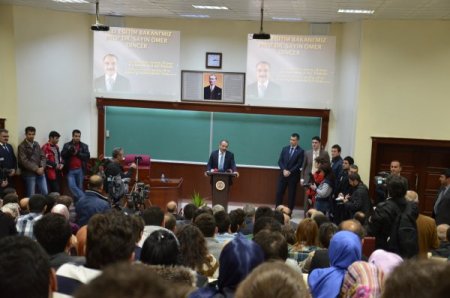 Dinçer: Üniversite yönetim sisteminin baştan aşağı gözden geçmeye ihtiyacı var