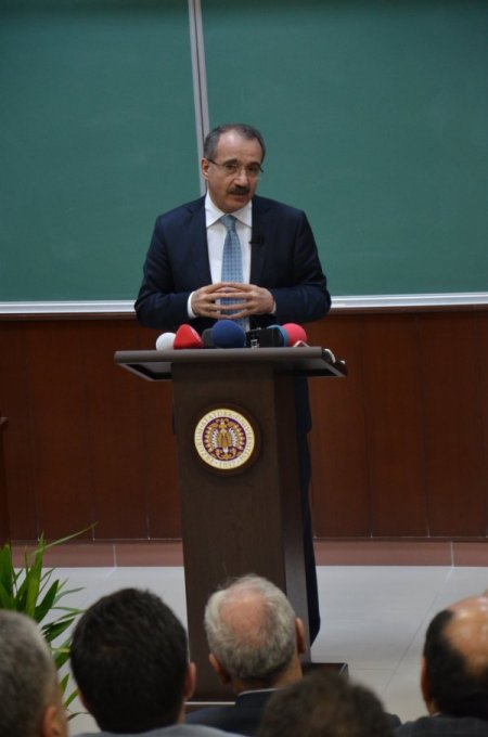Dinçer: Üniversite yönetim sisteminin baştan aşağı gözden geçmeye ihtiyacı var