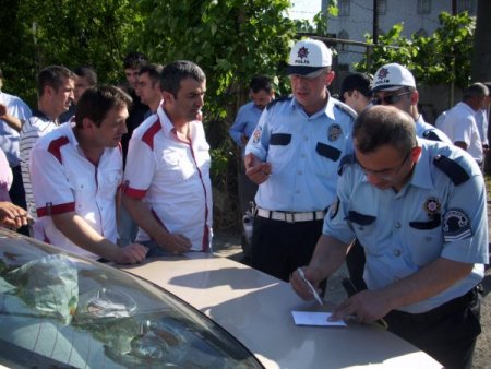 Direksiyon Başında Sara Nöbeti Geçiren Sürücü Kaza Yaptı