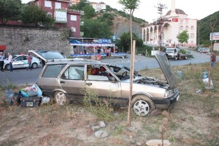 Direksiyon hakimiyetini kaybeden sürücü takla attı; 3 yaralı