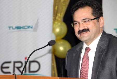 'Dış ticarette verilen söz, girişimcilikte cesaret önemli'